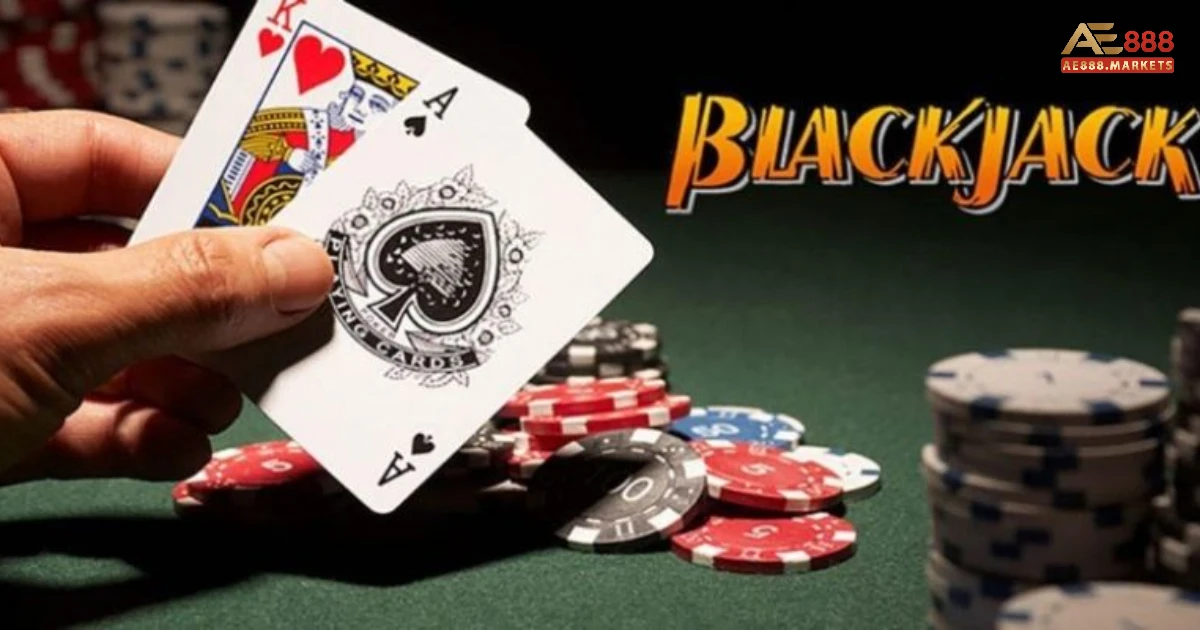 Một yếu tố thú vị trong Blackjack là không chỉ tính toán điểm số của mình mà còn phải quan sát tâm lý của đối thủ