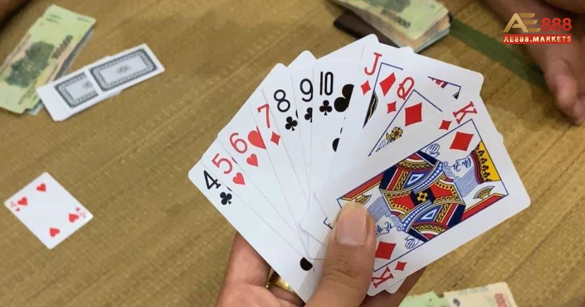 Trong quá trình chơi Sâm Lốc, tình hình ván bài có thể biến đổi liên tục